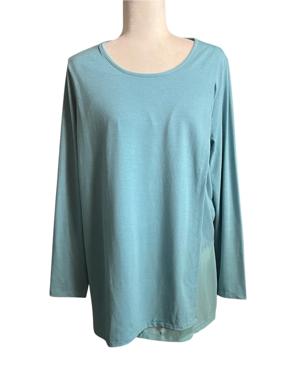Soft Surroundings Seafoam Long Sleeve Scoop Neck Top